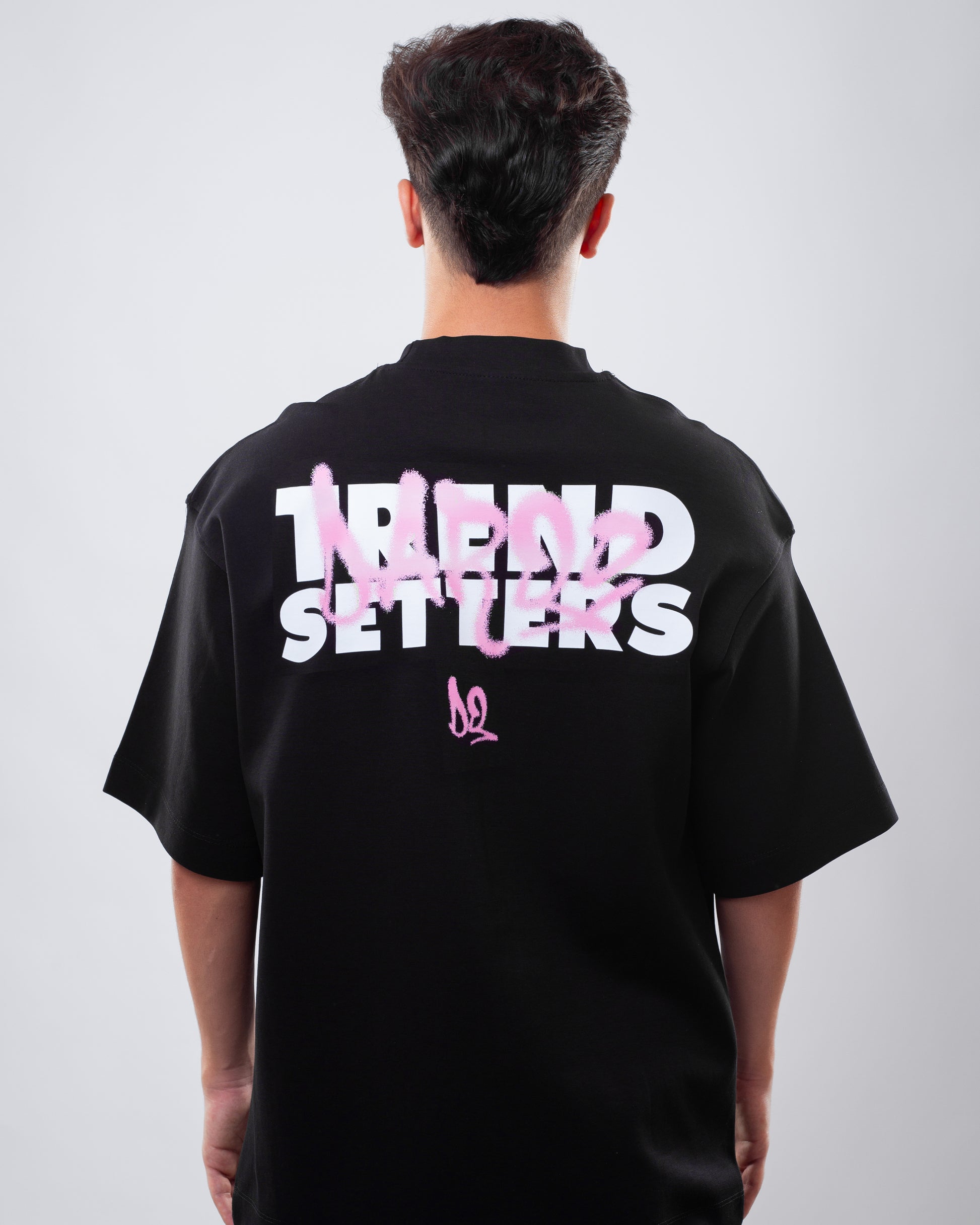 TREND SETTERS Black
